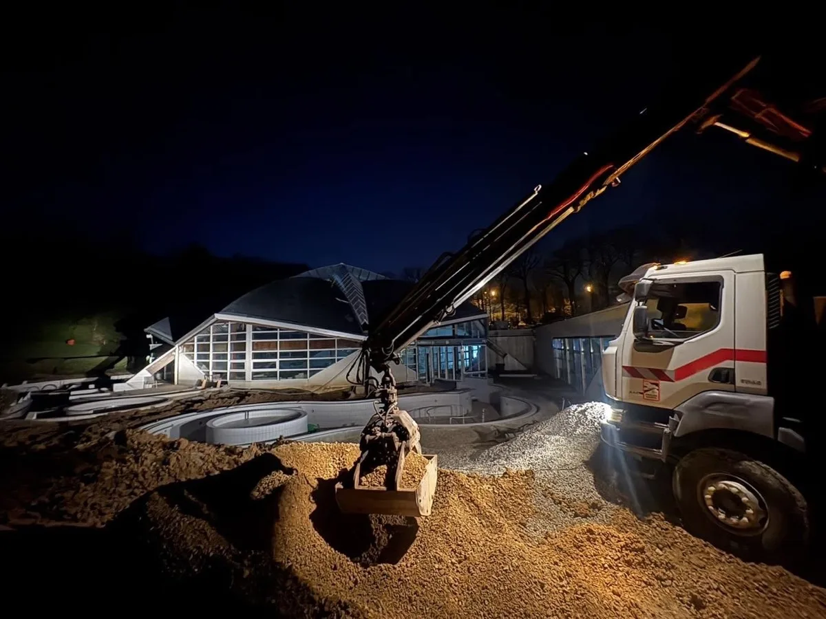 Chantier rénovation Thermapolis Amnéville — approvisionnement graviers LM2T